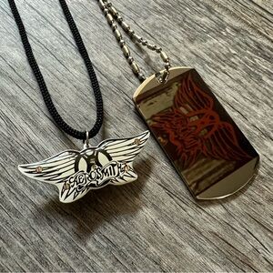 Aerosmith Flashing Necklace & Dog Tag Set